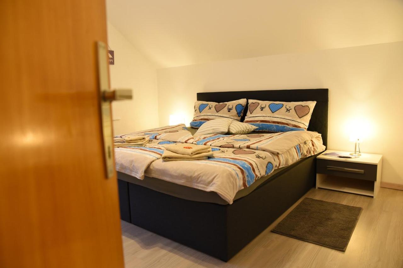 왕글 80 M2 Haushaelfte, 3 Zimmer, Parkplaetze, Bis 6 Pers 아파트 외부 사진