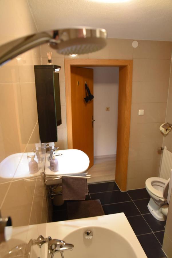 왕글 80 M2 Haushaelfte, 3 Zimmer, Parkplaetze, Bis 6 Pers 아파트 외부 사진